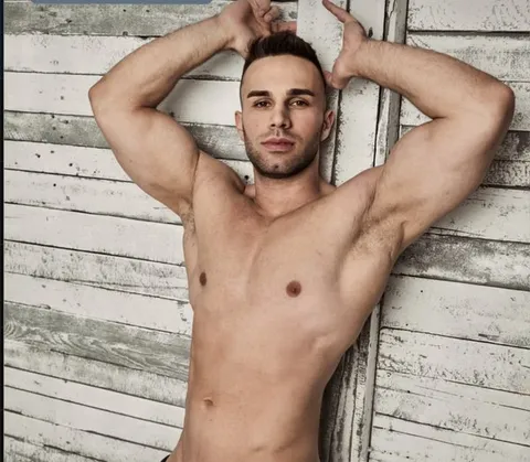 @maxking094
