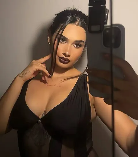 @melinaxb9