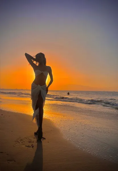 @miamaloneoffical