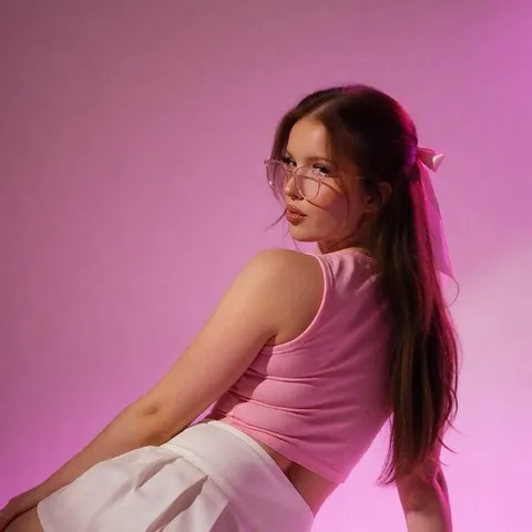@miapeachzz