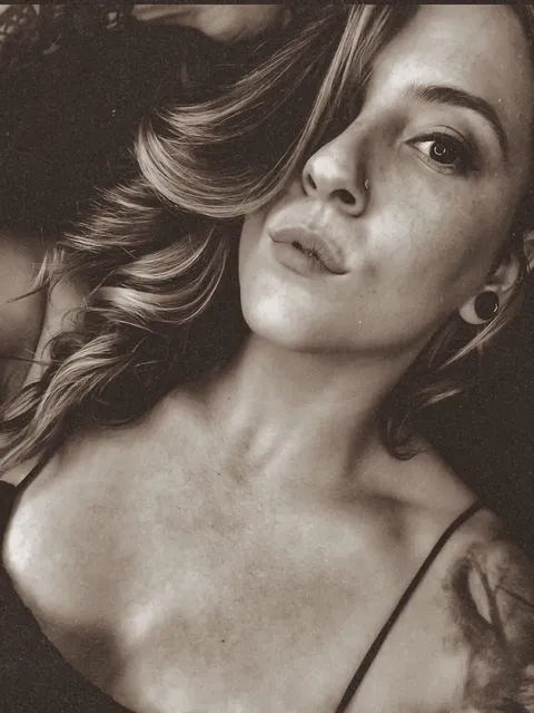 @michellerenexo
