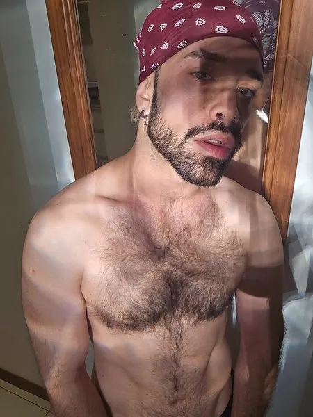 @miloferrar