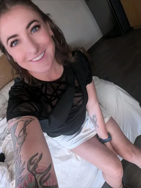@missbeth1002