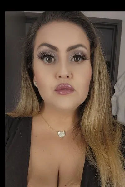@missmeowewoweee