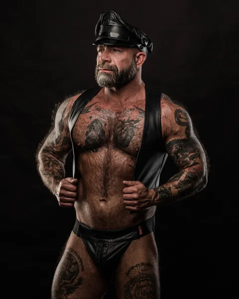@misterdickjames