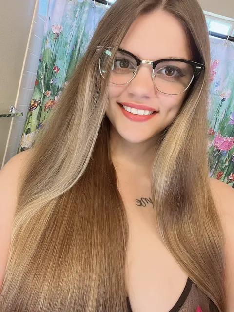 @mollymariexo