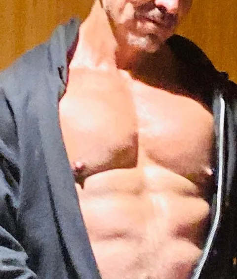 @musclepapila