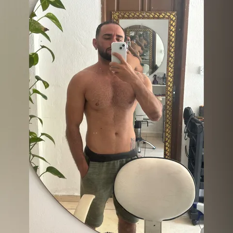 @naturistbarber