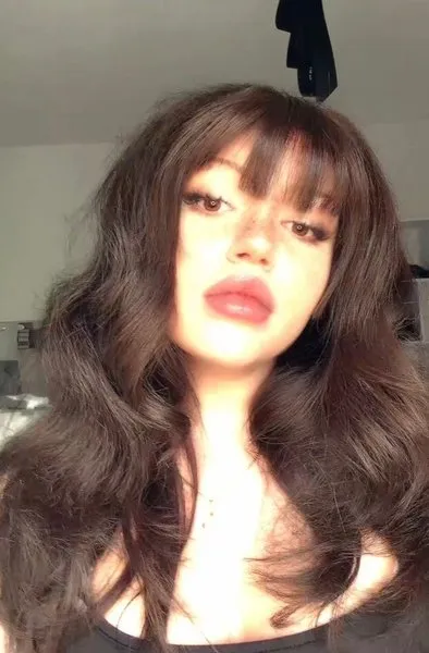 @naughtypeeech