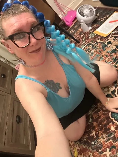 @nicolemckinney