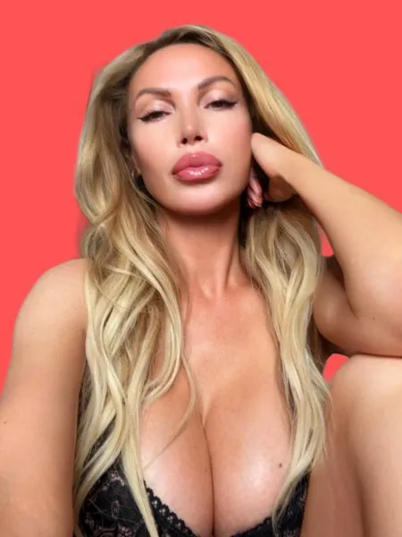 @nikkibenz