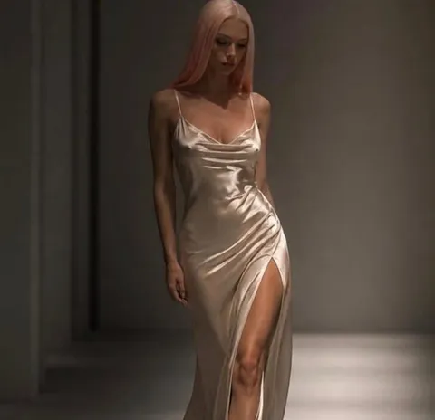 @norahora