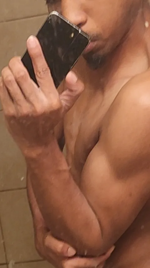 @notphfoxlmao