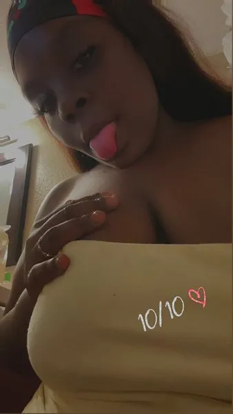 @nubian_qu33n