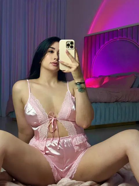 @oliviamei_vip