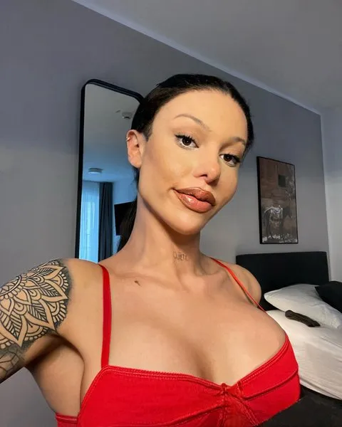 @olivmaria