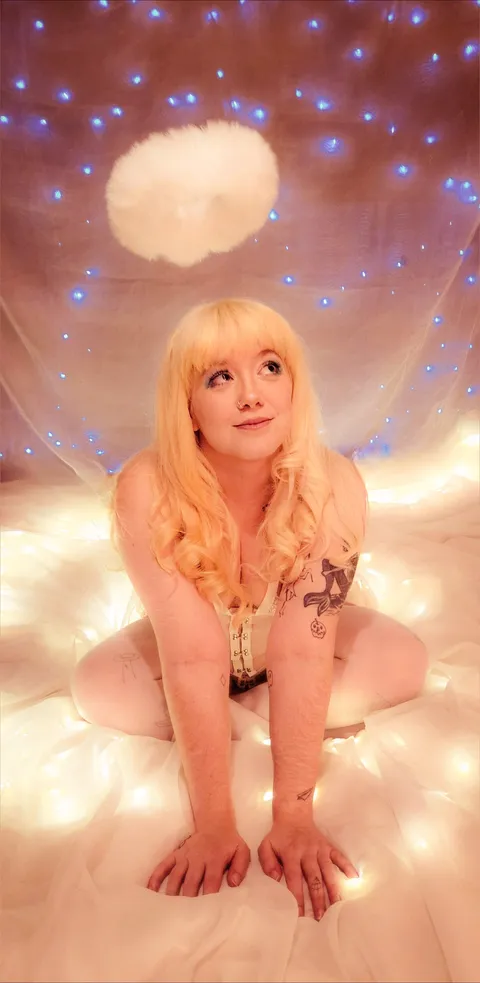 @onlyraine