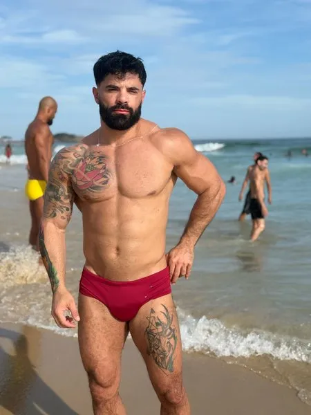 @onlytommyita