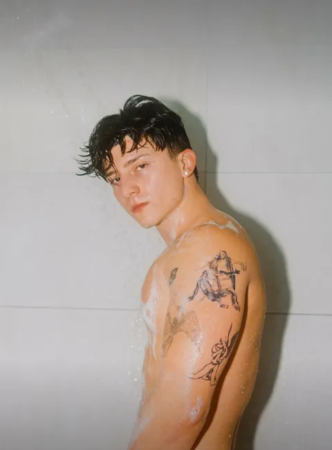 @onlytonylopez