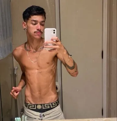 @onlyvittor