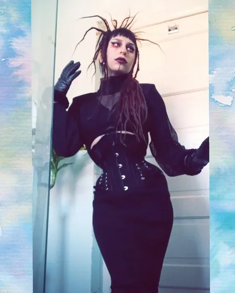 @onyx_minx