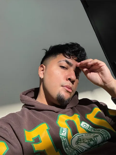 @playbooivii