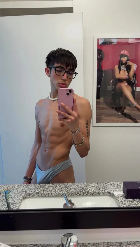 @playboyvicc