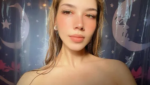 @pocketangelxo