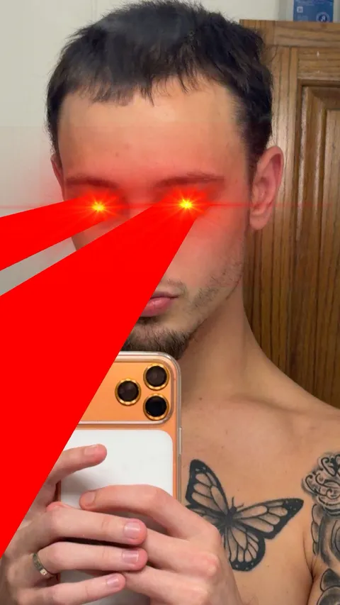 @pokeeballerr