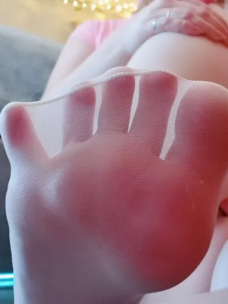 @princesshoneysfeet