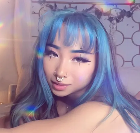 @qosmicqueen