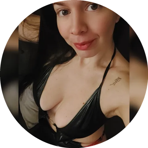 @queenjazminn