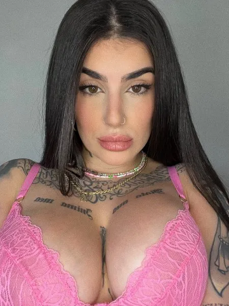 @raquelemb
