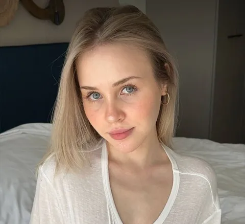 @raychel_kiss