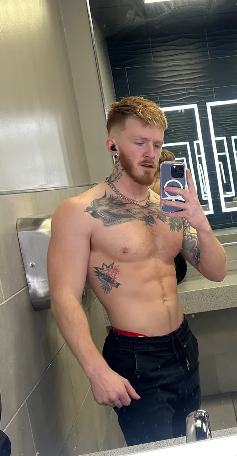 @redridingjock