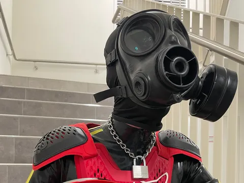 @rubber_boy_