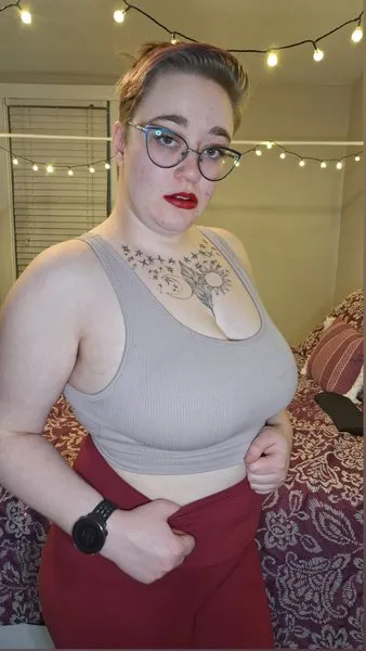 @scarlettefox