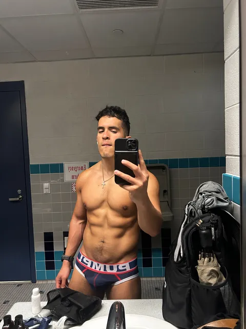 @scholarlytwunk