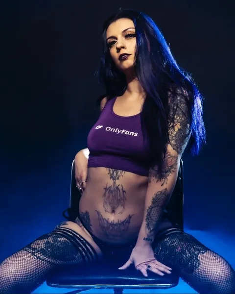 @secret_succubus