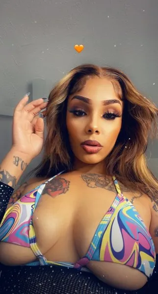 @shesqueenmoney