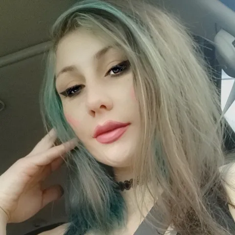 @shy_college_girl