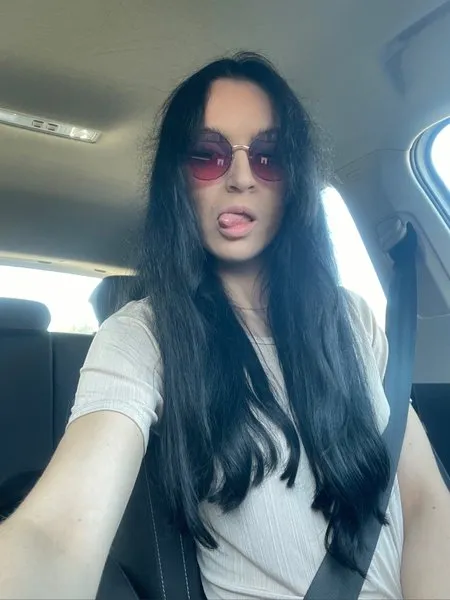@simonaexclusive