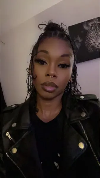 @simonee