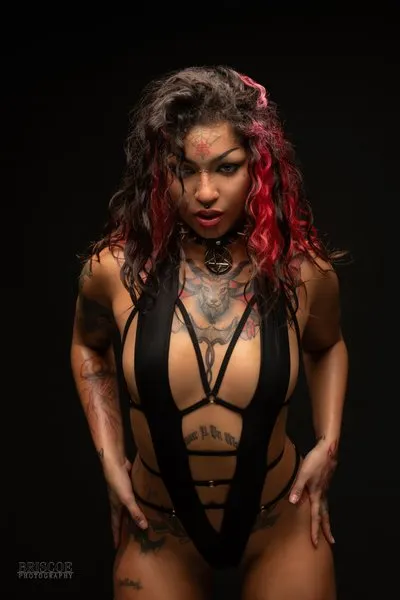 @sinfulincubus