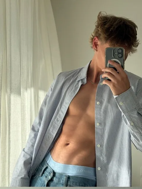 @sky_twink
