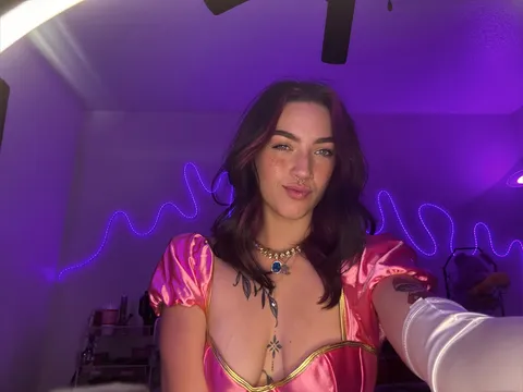 @skylynnmariee