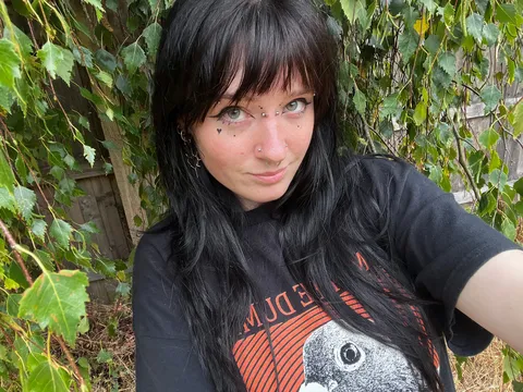 @sleepywildgrl