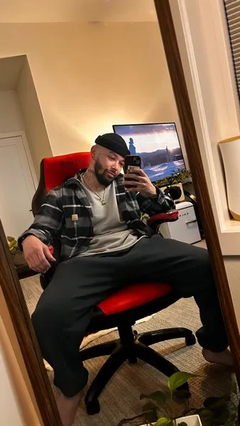@sleepyycowboy