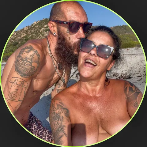@snappycouple