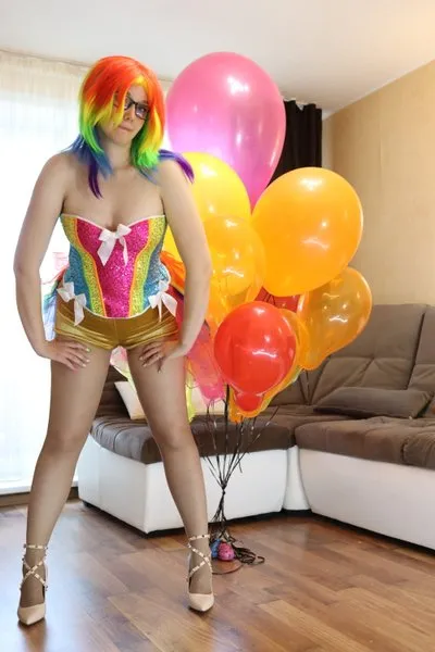 @sofialooner